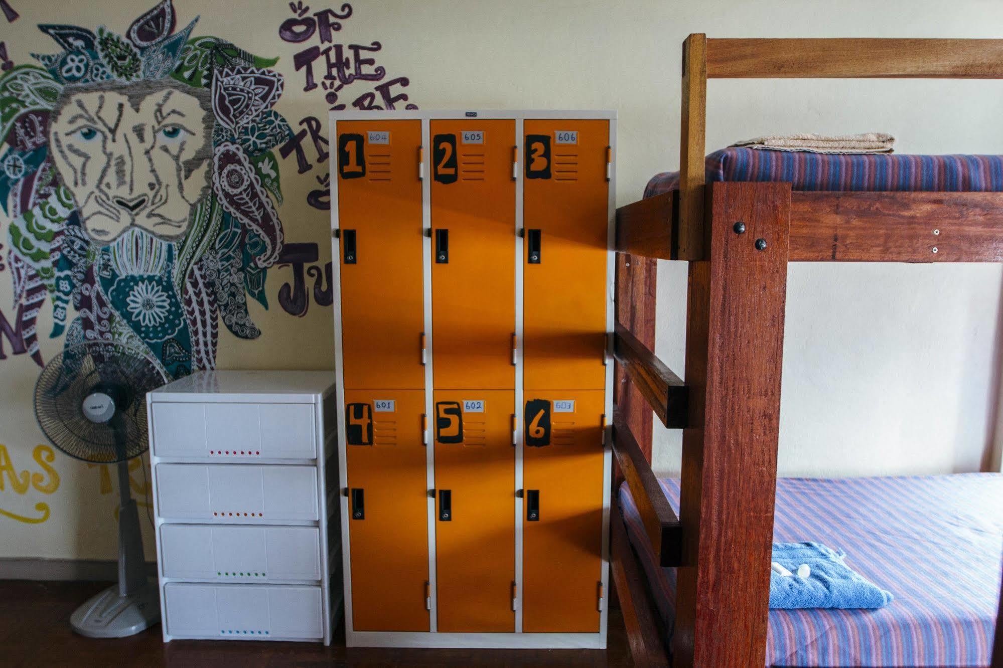 Zion Hostel Chiang Mai Esterno foto