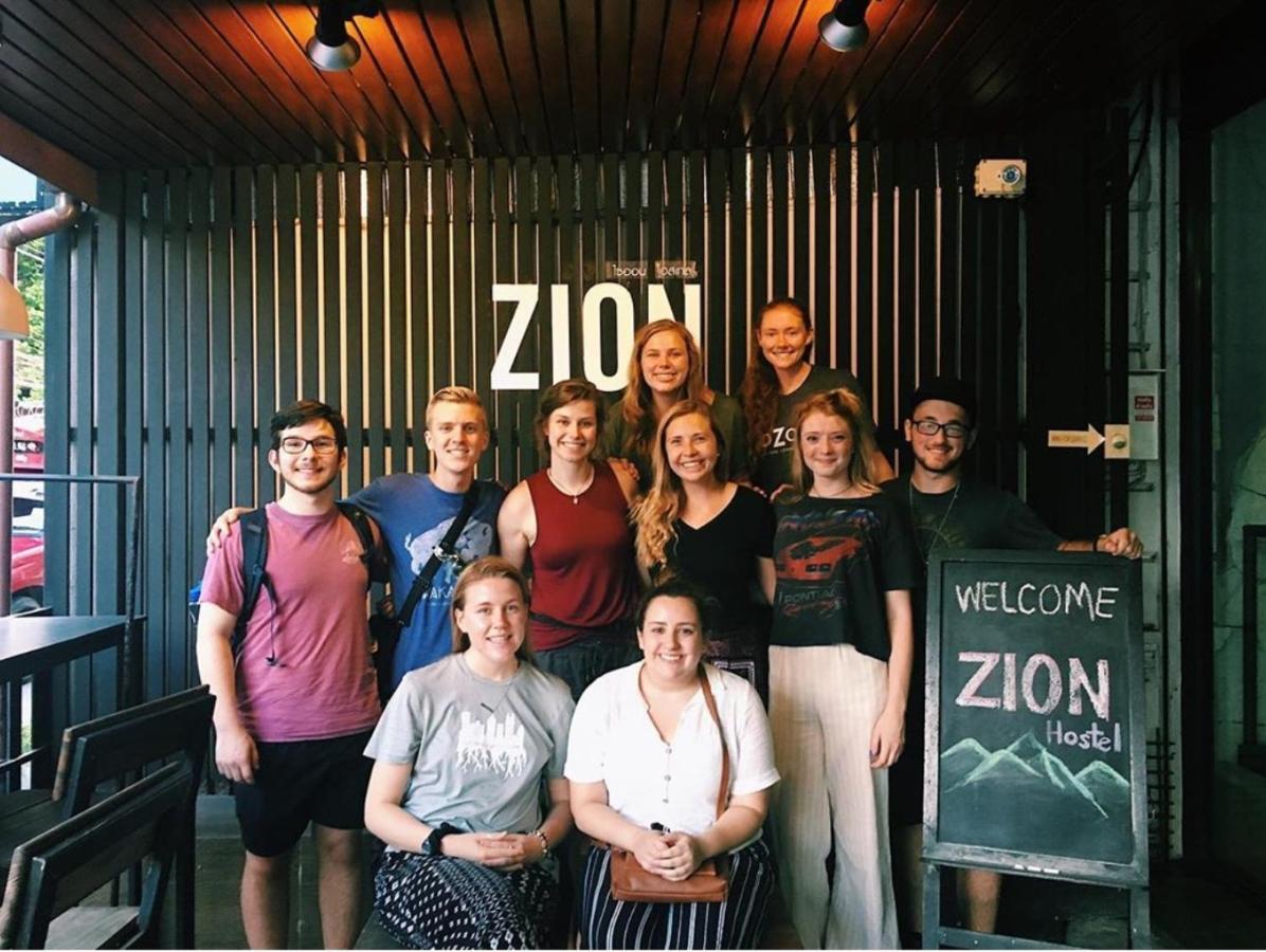 Zion Hostel Chiang Mai Esterno foto